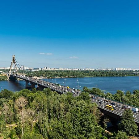 Apartments With Crazy Panoramic View Of The Dniepr Kyiv Exterior foto